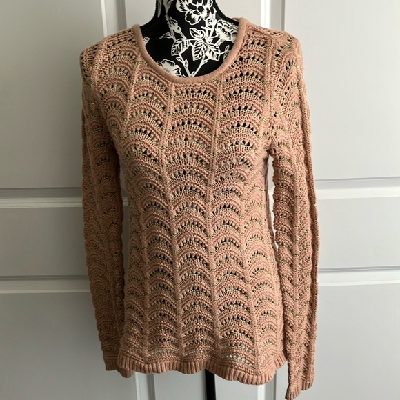INC International Concepts Sweaters - M INC SOFT PINK & GOLD LONG SLEEVED OPEN WEAVE STRETCHY SWEATER